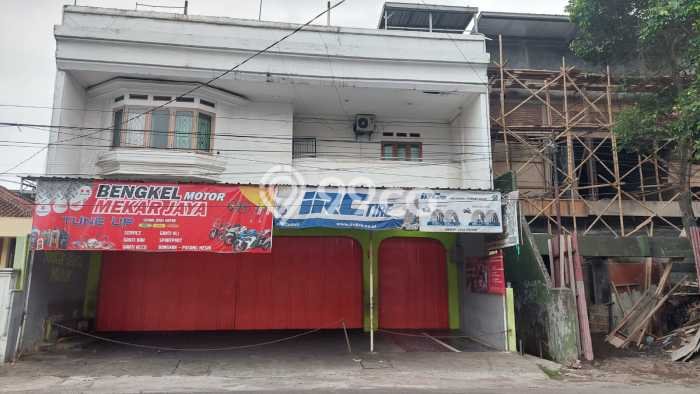 Unit Ruko Dijual di Sumedang Selatan Sumedang Luas Tanah 202m2, Luas Bangunan 420m2 Unit Ruko Dijual di Sumedang Selatan Sumedang Luas Tanah 202m2, Luas Bangunan 420m2