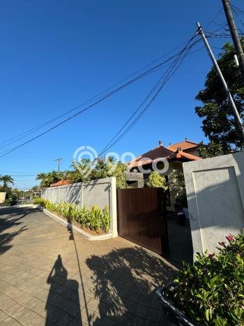 HARGA TERBAIK! Vila di , Ukuran 718m2m², Kawasan Potensial dengan nilai naik HARGA TERBAIK! Vila di , Ukuran 718m2m², Kawasan Potensial dengan nilai naik