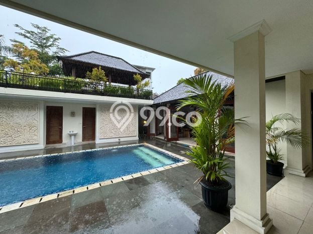 DIJUAL! Vila Kawasan , Area 461m2m², Posisi Strategis DIJUAL! Vila Kawasan , Area 461m2m², Posisi Strategis