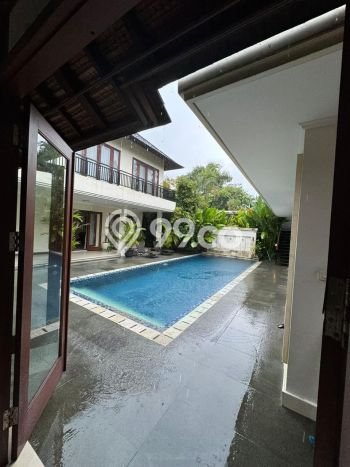 DIJUAL! Vila Kawasan , Area 461m2m², Posisi Strategis DIJUAL! Vila Kawasan , Area 461m2m², Posisi Strategis