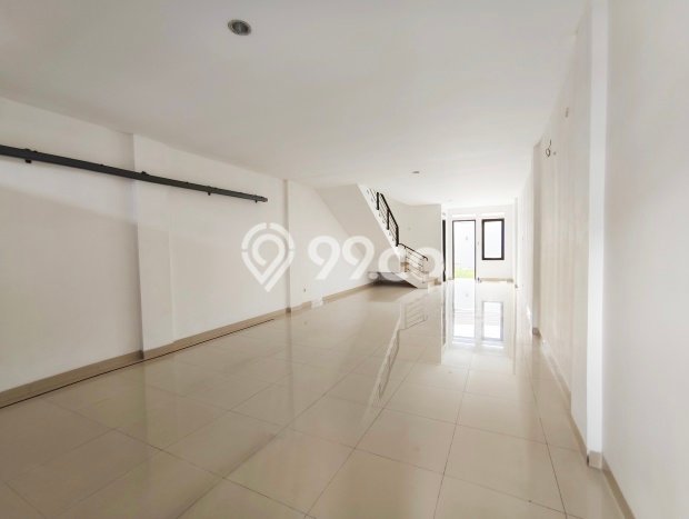 Ruko Kawasan Strategis di , Luas 156m2m², Jalan Utama Ruko Kawasan Strategis di , Luas 156m2m², Jalan Utama