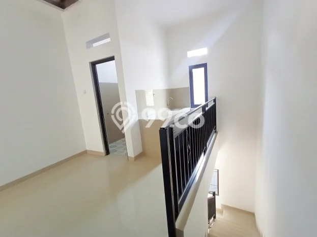 Ruko Dijual di Bandung LT 64m2 & LB 90m2 Lokasi Terbaik! Ruko Dijual di Bandung LT 64m2 & LB 90m2 Lokasi Terbaik!