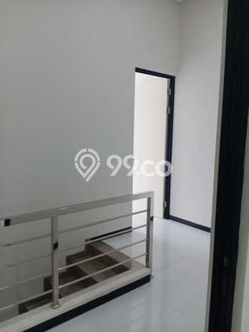 Jual Rumah Favorit Siap Huni LB 160m2 di Mulyorejo, Surabaya Jual Rumah Favorit Siap Huni LB 160m2 di Mulyorejo, Surabaya