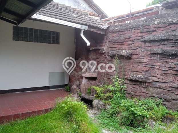 Rumah Disewakan Bandung LT 326m2 LB 200m2 Area Turangga Rumah Disewakan Bandung LT 326m2 LB 200m2 Area Turangga