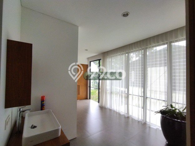 Dijual Rumah Mewah Exclusive di Coblong, Bandung Dijual Rumah Mewah Exclusive di Coblong, Bandung