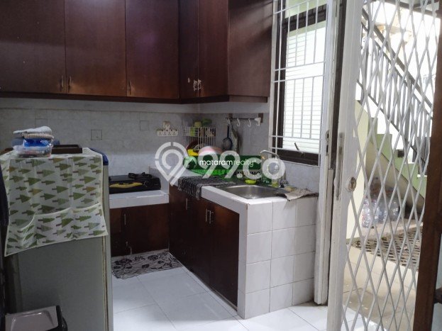 Disewakan Rumah Harga Terjangkau di Geger Kalong Bandung dengan 2 KT Disewakan Rumah Harga Terjangkau di Geger Kalong Bandung dengan 2 KT