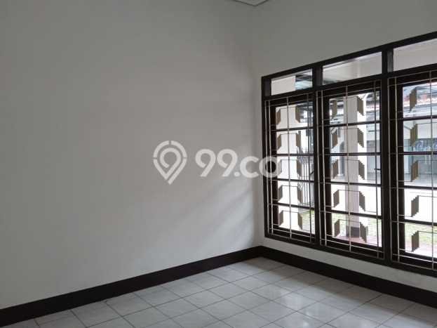 Rumah Disewakan Bandung LT 326m2 LB 200m2 Area Turangga Rumah Disewakan Bandung LT 326m2 LB 200m2 Area Turangga