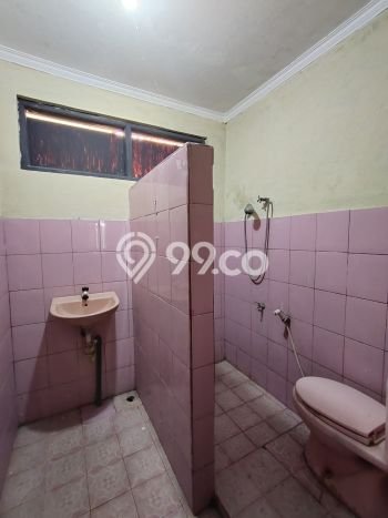 Disewakan! Rumah 8 Kamar Tidur &
4 Kamar Mandi di Cikutra, Bandung Disewakan! Rumah 8 Kamar Tidur &
4 Kamar Mandi di Cikutra, Bandung