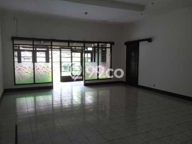Rumah Disewakan Bandung LT 326m2 LB 200m2 Area Turangga Rumah Disewakan Bandung LT 326m2 LB 200m2 Area Turangga