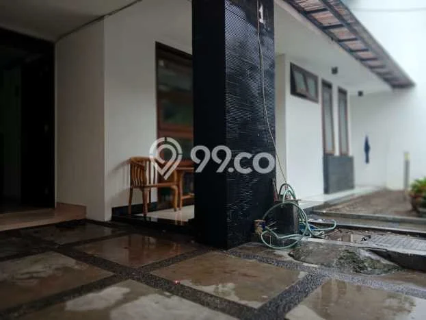 Rumah Bagus Siap Pakai Di Batununggal Luas 200m2 Lokasi Strategis Rumah Bagus Siap Pakai Di Batununggal Luas 200m2 Lokasi Strategis