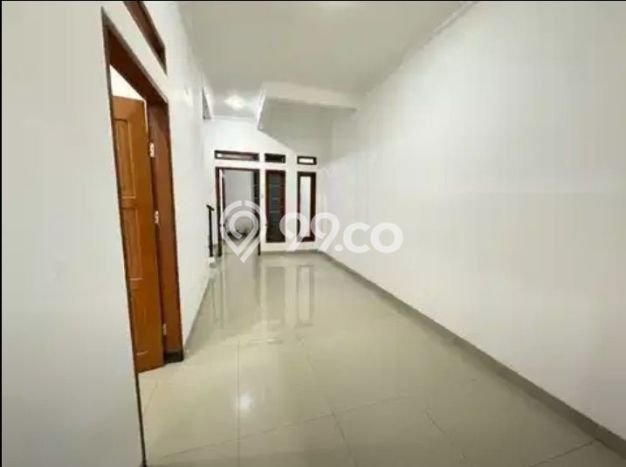 Disewakan! Rumah 5 Kamar Tidur &
4 Kamar Mandi di Turangga, Bandung Disewakan! Rumah 5 Kamar Tidur &
4 Kamar Mandi di Turangga, Bandung