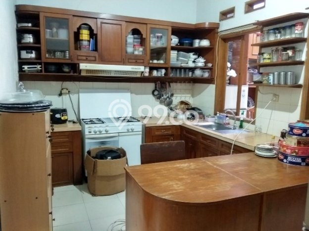 Rumah Elit Modern Siap Huni di BKR Bandung Rumah Elit Modern Siap Huni di BKR Bandung