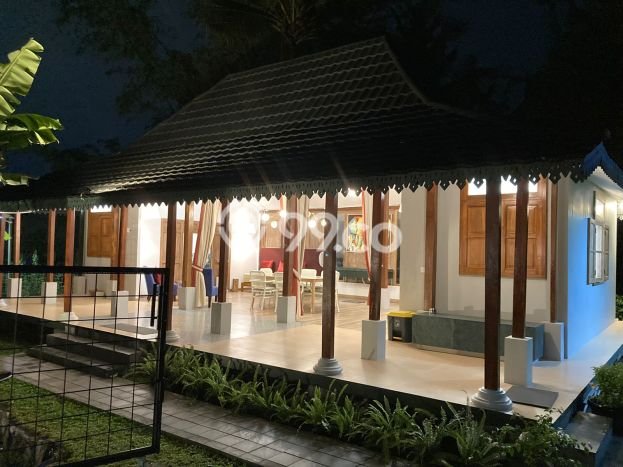 AREA PREMIUM! Vila Kawasan , Dimensi 722m2m², Dekat fasilitas kota AREA PREMIUM! Vila Kawasan , Dimensi 722m2m², Dekat fasilitas kota
