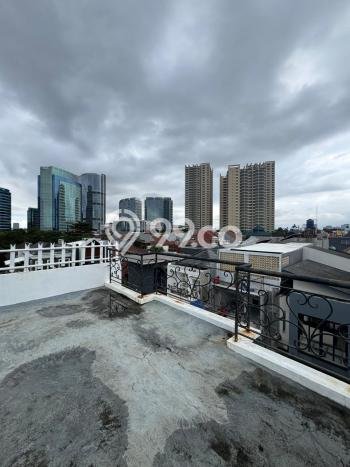 Jual Rumah Luas Megah Dengan View Eksklusif di Pondok Indah, Jakarta Selatan Jual Rumah Luas Megah Dengan View Eksklusif di Pondok Indah, Jakarta Selatan