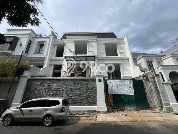 Hot Offer Hunian Premium Ideal dan Luas di Kebayoran Baru, Jakarta Selatan Hot Offer Hunian Premium Ideal dan Luas di Kebayoran Baru, Jakarta Selatan