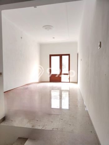 Rumah Luas Asri 2 KT Siap Pakai di Geger Kalong Bandung Rumah Luas Asri 2 KT Siap Pakai di Geger Kalong Bandung