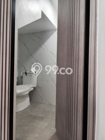 Ready to Use! Premium House LT 112m2 Desain Elegan di Dago Ready to Use! Premium House LT 112m2 Desain Elegan di Dago