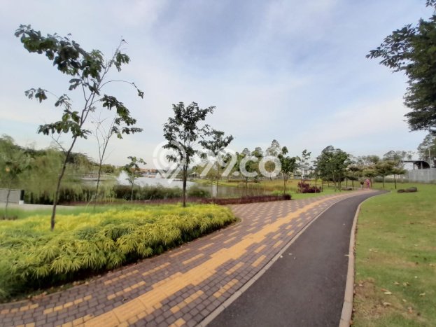 Jual Rumah Mewah Elegan Dengan View Cantik di Gading Serpong, Tangerang Jual Rumah Mewah Elegan Dengan View Cantik di Gading Serpong, Tangerang