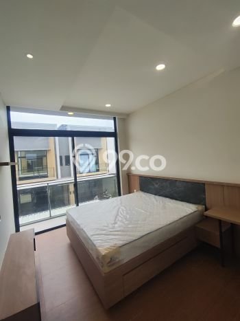 SPECIAL OFFER! Rumah area BSD, 3 KM, Lingkungan Strategis, Luas 84m2m² Bangunan 126m2m² SPECIAL OFFER! Rumah area BSD, 3 KM, Lingkungan Strategis, Luas 84m2m² Bangunan 126m2m²