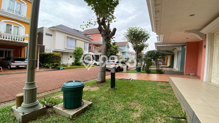 Disewakan Rumah Harga Terjangkau di Gading Serpong Tangerang dengan 3 Kamar Tidur Disewakan Rumah Harga Terjangkau di Gading Serpong Tangerang dengan 3 Kamar Tidur