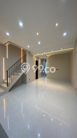 Dijual Rumah Eksklusif 4 KT di Graha Raya, Tangerang Dijual Rumah Eksklusif 4 KT di Graha Raya, Tangerang