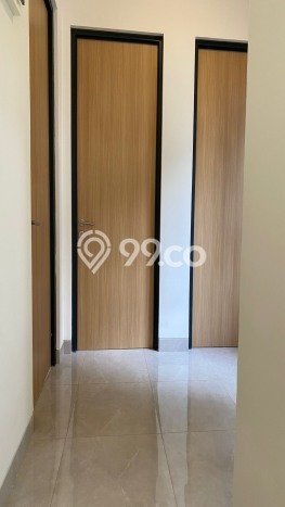 Rumah Mewah LB 118m2 Siap Pakai Desain Elegan di BSD, Tangerang Rumah Mewah LB 118m2 Siap Pakai Desain Elegan di BSD, Tangerang