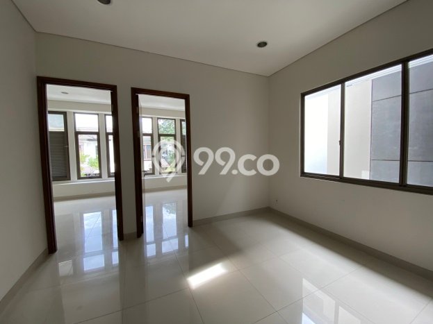 Jual Rumah Luas Megah Dengan View Cantik di BSD, Tangerang Jual Rumah Luas Megah Dengan View Cantik di BSD, Tangerang