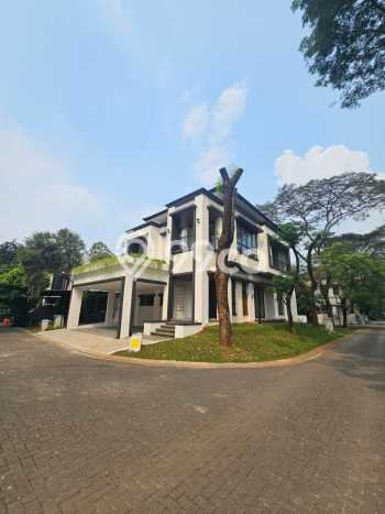 For Sale! Premium House LT 203m2 Desain Elegan di BSD For Sale! Premium House LT 203m2 Desain Elegan di BSD