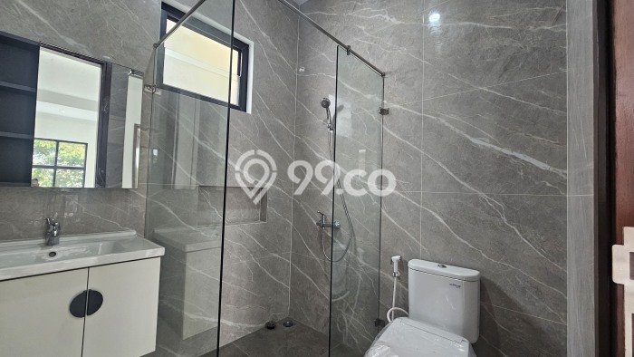 Rumah Luxury Modern Siap Huni di BSD Tangerang Rumah Luxury Modern Siap Huni di BSD Tangerang