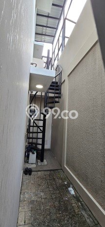 Disewakan! Rumah 4 Kamar Tidur &
3 Kamar Mandi di Gading Serpong, Tangerang Disewakan! Rumah 4 Kamar Tidur &
3 Kamar Mandi di Gading Serpong, Tangerang