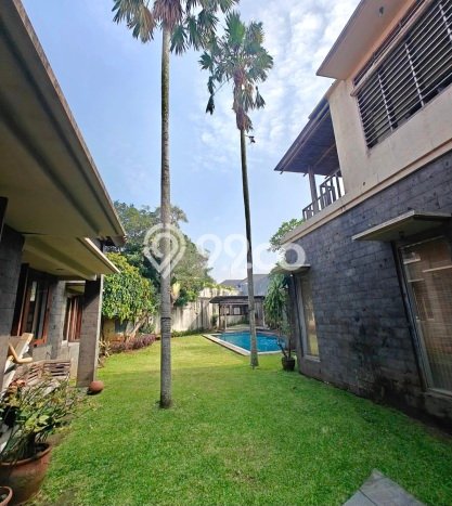 For Sale! Luxury House LT 918m2 Desain Elegan di BSD For Sale! Luxury House LT 918m2 Desain Elegan di BSD