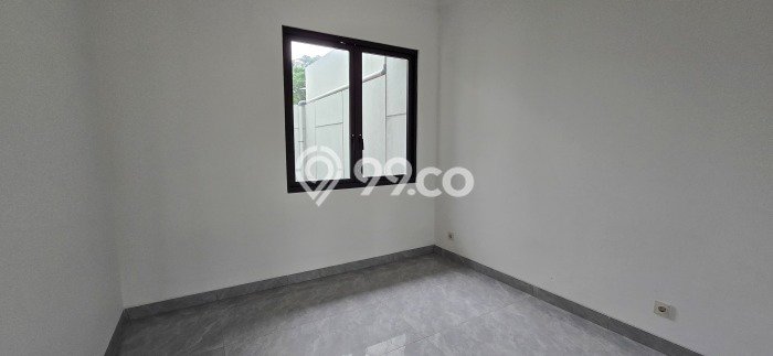 Disewakan! Rumah 4 Kamar Tidur &
4 Kamar Mandi di BSD, Tangerang Disewakan! Rumah 4 Kamar Tidur &
4 Kamar Mandi di BSD, Tangerang