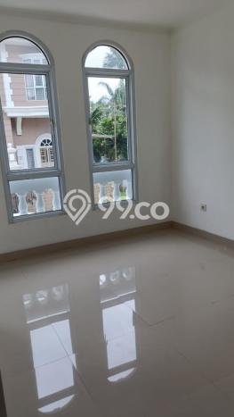 Disewakan! Rumah 3 Kamar Tidur &
3 Kamar Mandi di Gading Serpong Montana Village, Tangerang Disewakan! Rumah 3 Kamar Tidur &
3 Kamar Mandi di Gading Serpong Montana Village, Tangerang