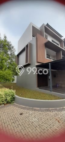 Rumah sewa siap pakai 4 KT di BSD, Tangerang Rumah sewa siap pakai 4 KT di BSD, Tangerang