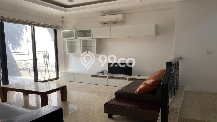 Sewa Rumah Harga Terjangkau di BSD Tangerang dengan 4 KT Sewa Rumah Harga Terjangkau di BSD Tangerang dengan 4 KT