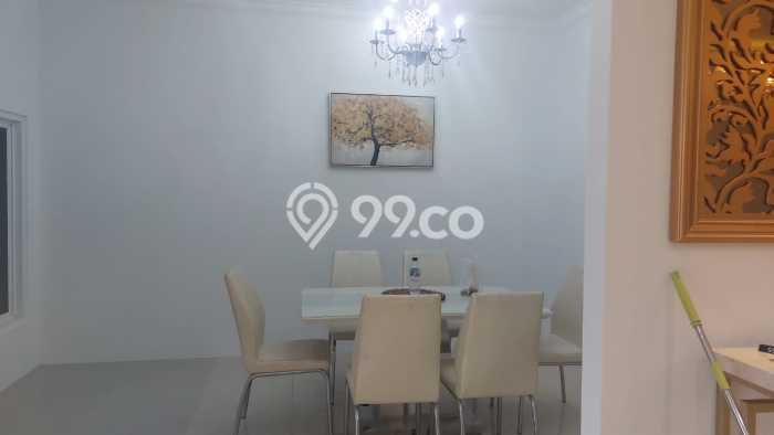 Disewakan! Rumah 3 Kamar Tidur &
3 Kamar Mandi di Gading Serpong, Tangerang Disewakan! Rumah 3 Kamar Tidur &
3 Kamar Mandi di Gading Serpong, Tangerang
