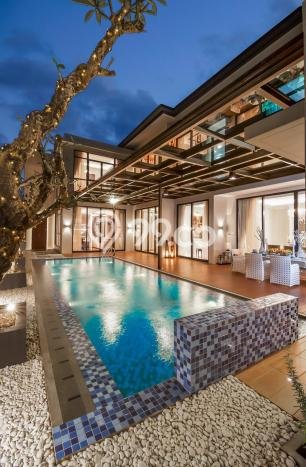 Rumah Mewah Dijual LT 479m2 di BSD, Tangerang Selatan Rumah Mewah Dijual LT 479m2 di BSD, Tangerang Selatan