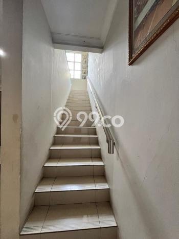 Rumah Mewah LB 180m2 Siap Huni Desain Elegan di BSD, Tangerang Rumah Mewah LB 180m2 Siap Huni Desain Elegan di BSD, Tangerang