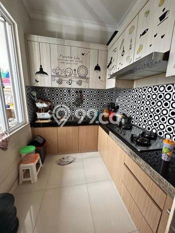 Rumah Mewah LB 180m2 Siap Huni Desain Elegan di BSD, Tangerang Rumah Mewah LB 180m2 Siap Huni Desain Elegan di BSD, Tangerang