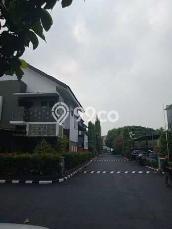 Hunian Mewah LB 200m2 Siap Huni Desain Elegan di Jatiwaringin, Jakarta Timur Hunian Mewah LB 200m2 Siap Huni Desain Elegan di Jatiwaringin, Jakarta Timur