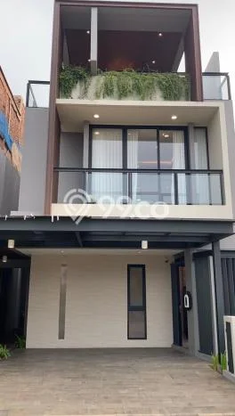 Rumah Mewah LB 156m2 Siap Huni Desain Elegan di Puri Indah, Jakarta Barat Rumah Mewah LB 156m2 Siap Huni Desain Elegan di Puri Indah, Jakarta Barat