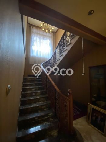 Rumah Elit Modern Siap Huni di Pejaten Jakarta Selatan Rumah Elit Modern Siap Huni di Pejaten Jakarta Selatan