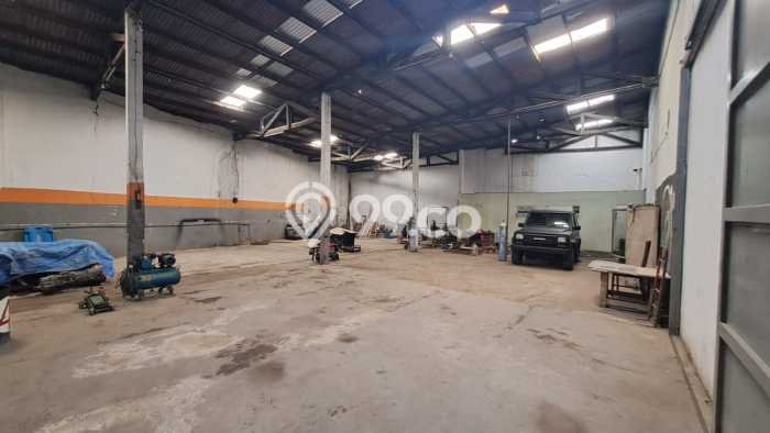 Gudang Bagus Dijual LB 1000m2 Lokasi Strategis Bandung Area Cocok untuk Bisnis Gudang Bagus Dijual LB 1000m2 Lokasi Strategis Bandung Area Cocok untuk Bisnis