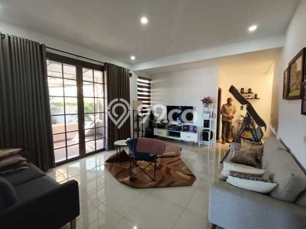 Dijual Rumah Luas Elegan Dengan View Eksklusif di Setra Sari, Bandung Dijual Rumah Luas Elegan Dengan View Eksklusif di Setra Sari, Bandung