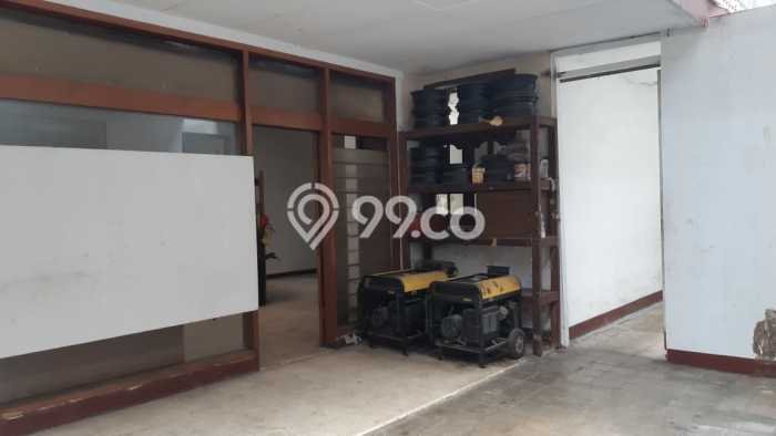Dijual Rumah Luas Elegan Dengan View Cantik di Sudirman, Bandung Dijual Rumah Luas Elegan Dengan View Cantik di Sudirman, Bandung