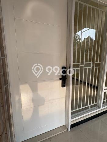 Dijual Rumah Eksklusif 2 KT di Taman Kopo Indah, Bandung Dijual Rumah Eksklusif 2 KT di Taman Kopo Indah, Bandung