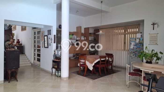 DIJUAL CEPAT! Rumah Cipaku, Bandung, LT 1041m2m² Bangunan 600m2m² DIJUAL CEPAT! Rumah Cipaku, Bandung, LT 1041m2m² Bangunan 600m2m²