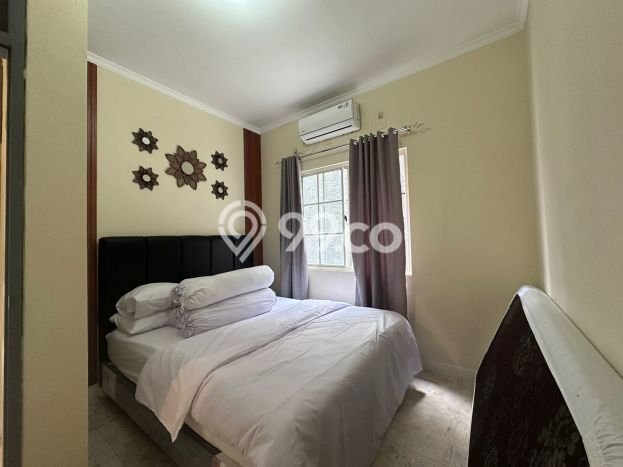 Ready to Use! Luxury House LT 400m2 Desain Elegan di Sentul City Ready to Use! Luxury House LT 400m2 Desain Elegan di Sentul City