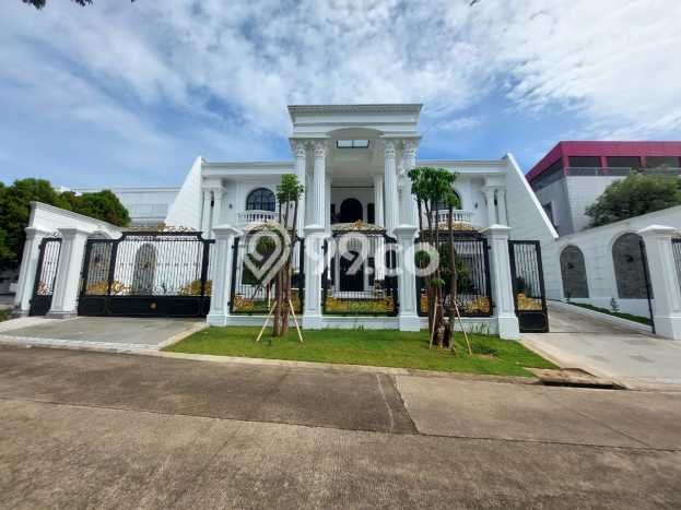 Jual Rumah Luas Megah Dengan View Cantik di Sentul City, Bogor Jual Rumah Luas Megah Dengan View Cantik di Sentul City, Bogor