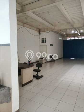Ruko Disewa di Bandung dengan LB 300m2 Area Komersial Ramai Ruko Disewa di Bandung dengan LB 300m2 Area Komersial Ramai